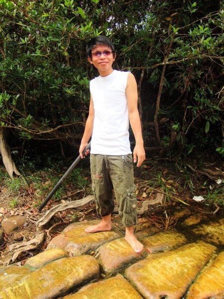 Mouy Phal фото №1